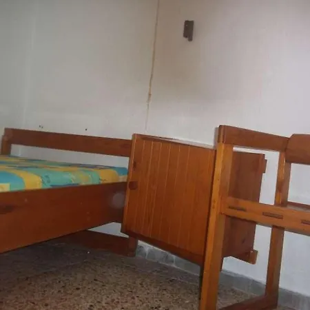 בית נופש Sleeps 4 Wifi *